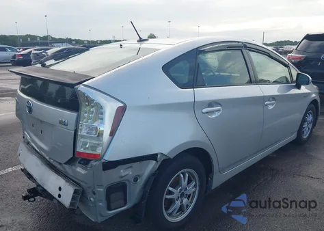 2010 Toyota Prius Iii z USA, uszkodzony, nr VIN JTDKN3DU2A5073321